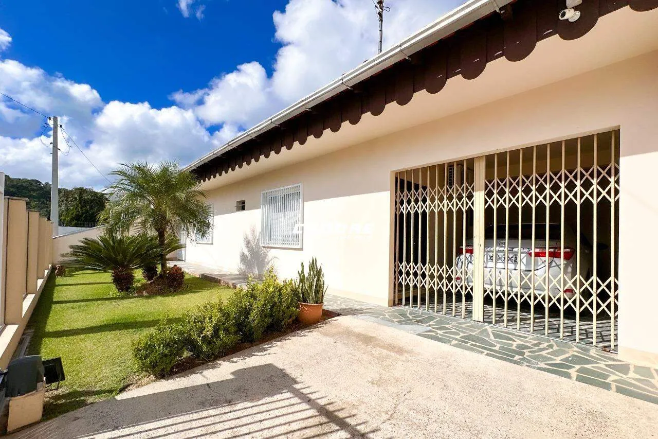 Casa No Bairro Garcia com 4 Dormitórios e Área de Festas com Churrasqueira ! | Cadore Imóveis - foto 1