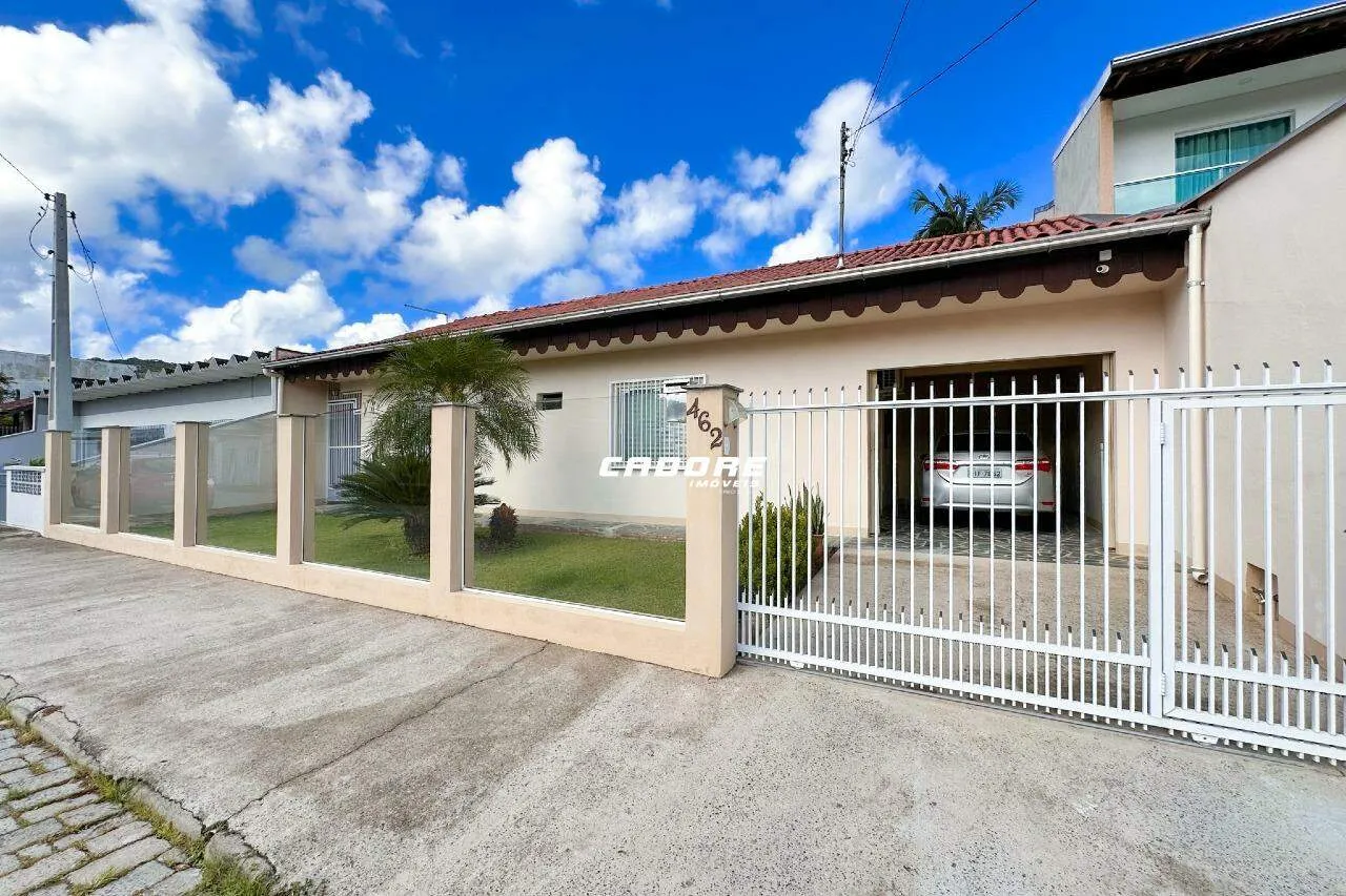 Casa No Bairro Garcia com 4 Dormitórios e Área de Festas com Churrasqueira ! | Cadore Imóveis — foto 3