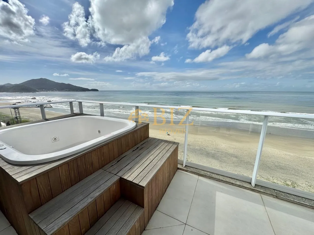 Apartamento frente mar, 3 suítes, com ofurô na sacada, na Praia de Gravatá! — foto 2