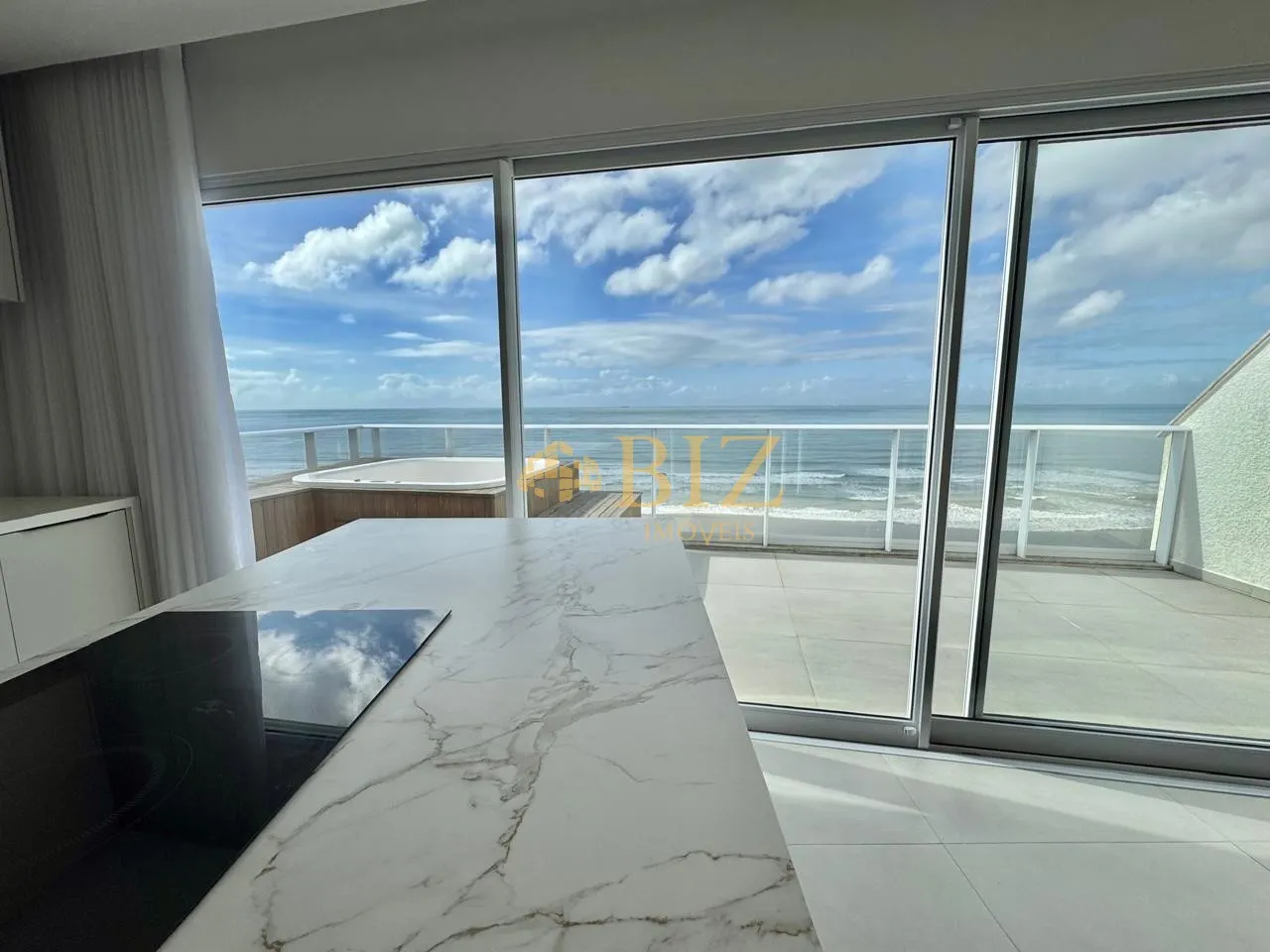 Apartamento frente mar, 3 suítes, com ofurô na sacada, na Praia de Gravatá! — foto 6