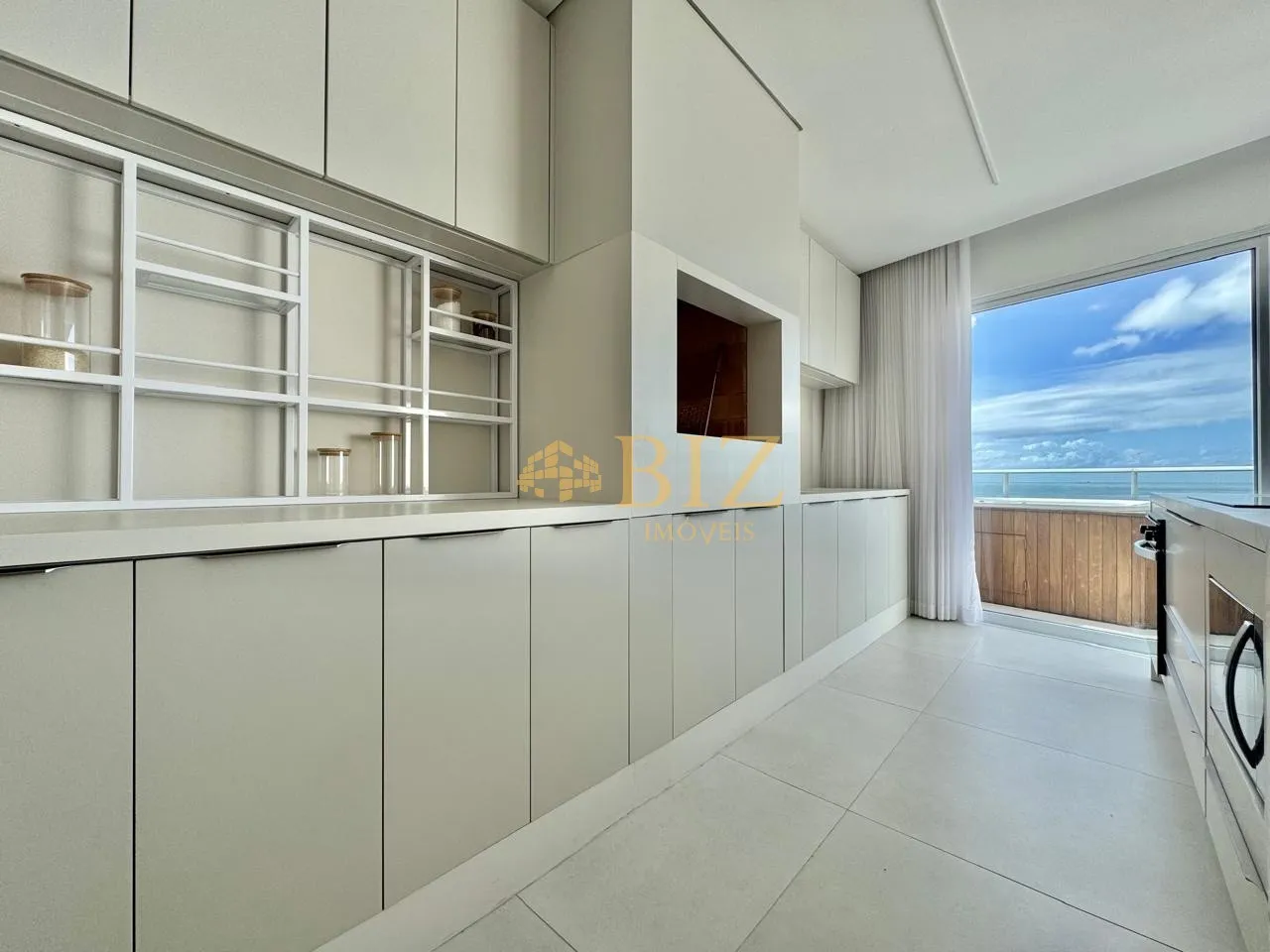 Apartamento frente mar, 3 suítes, com ofurô na sacada, na Praia de Gravatá! — foto 7