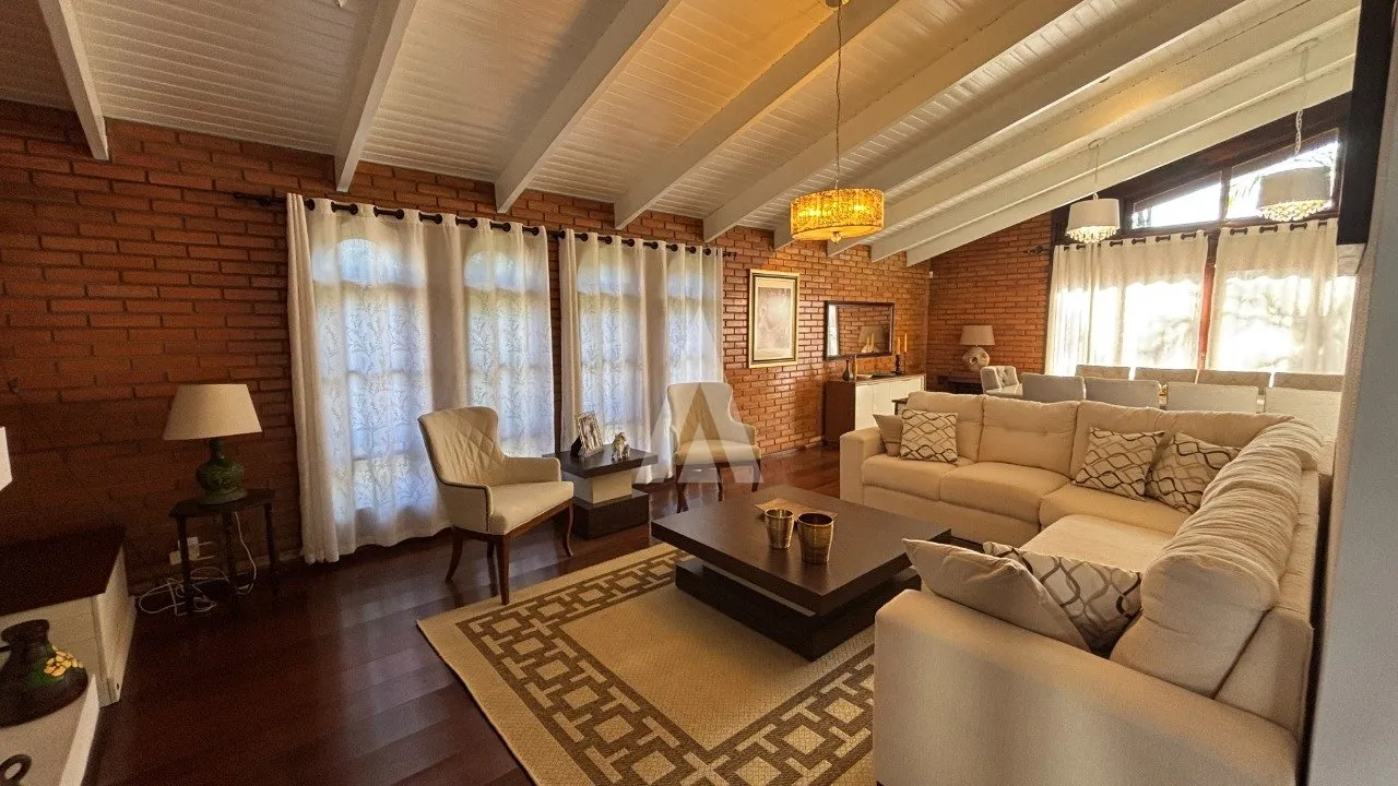 Casa com 2 suíte(s) mais 1 quarto(s) à venda no bairro Saguaçu em Joinville, por R$ 2.200.000.00. — foto 2