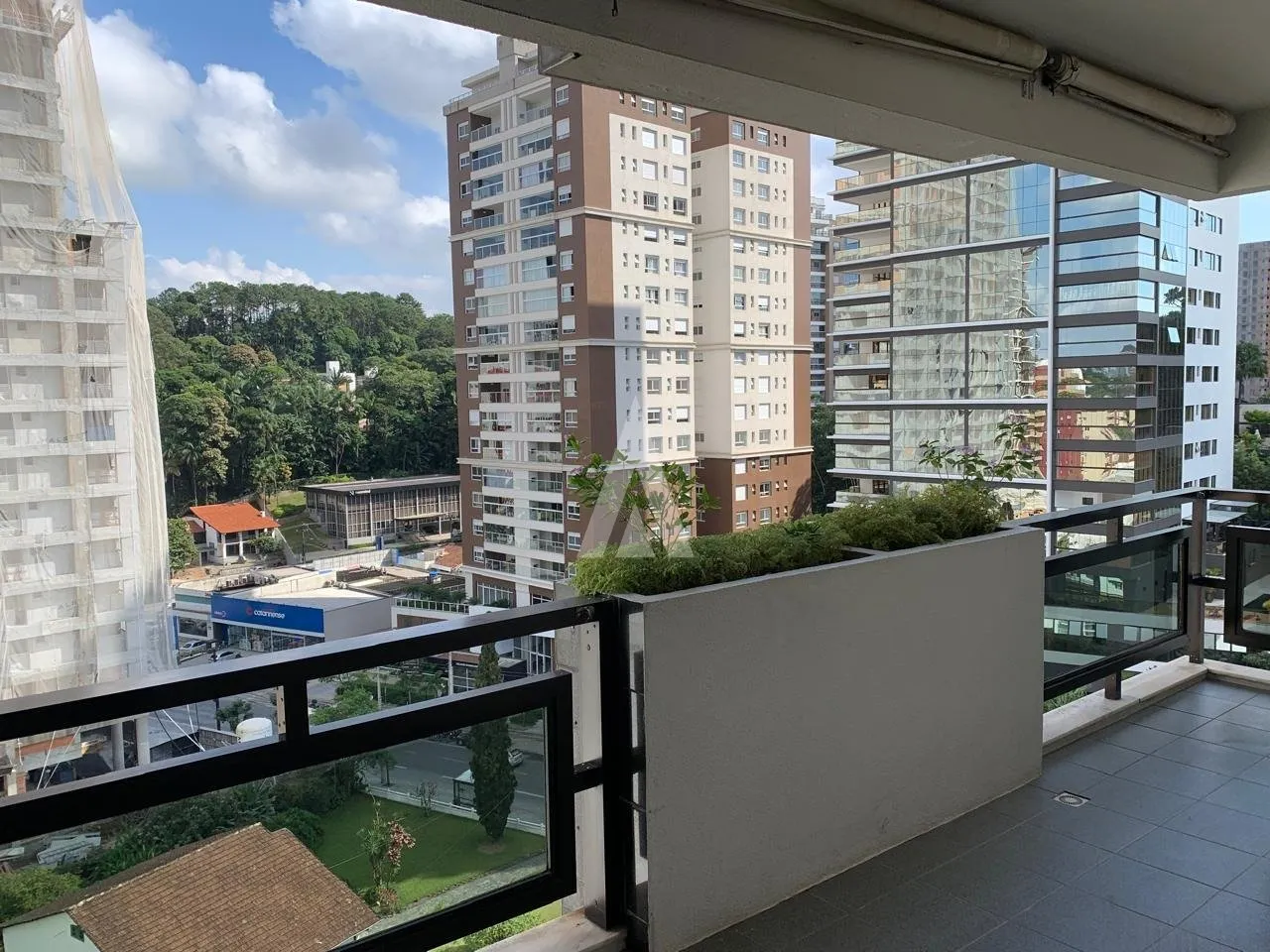 Apartamento com 1 suíte(s) mais 3 quarto(s) à venda no bairro ATIRADORES em JOINVILLE, por R$ 920.000.00. — foto 5