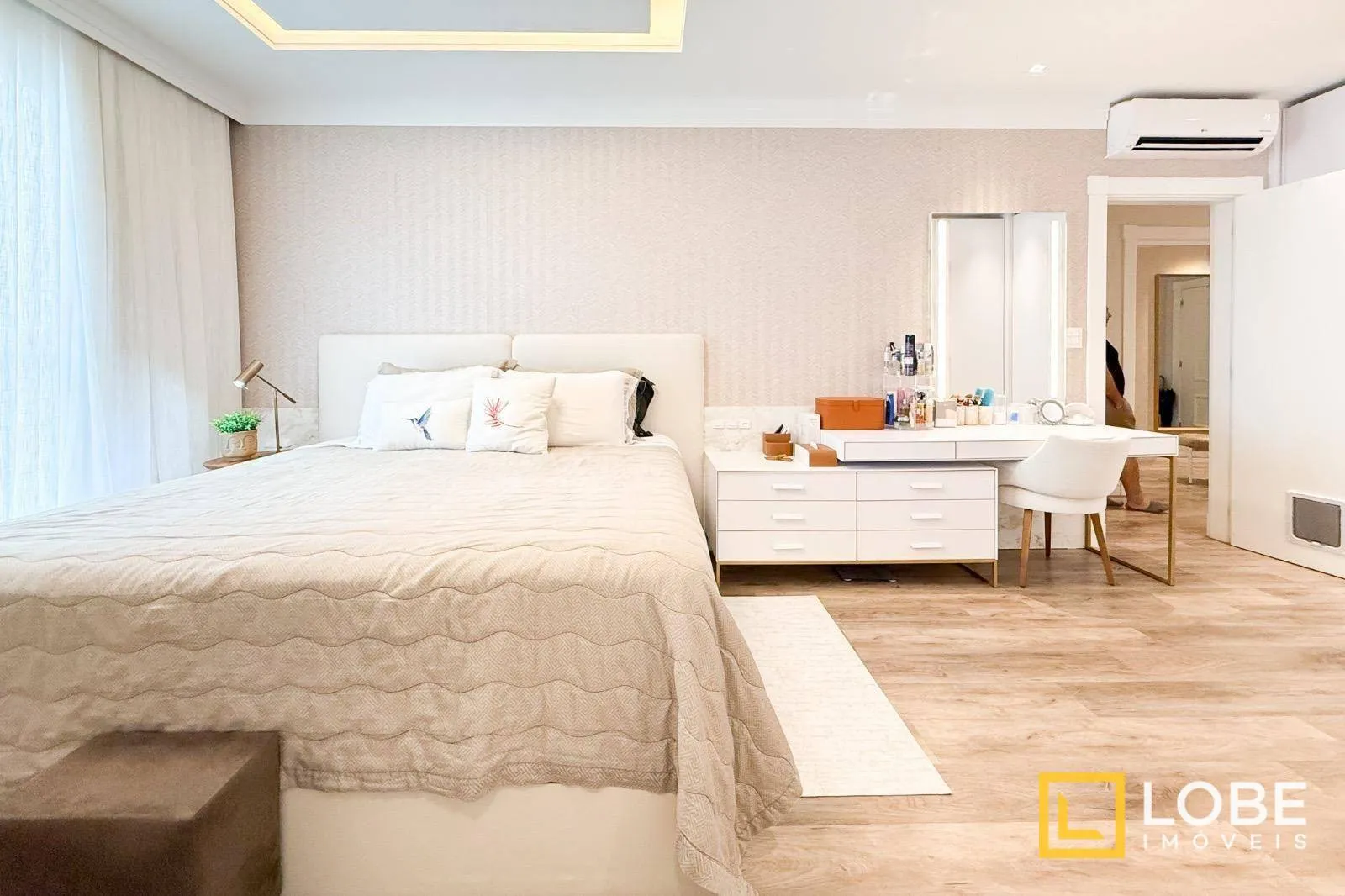 Apartamento com 4 Suítes com 193m no Centro de Itapema. — foto 6