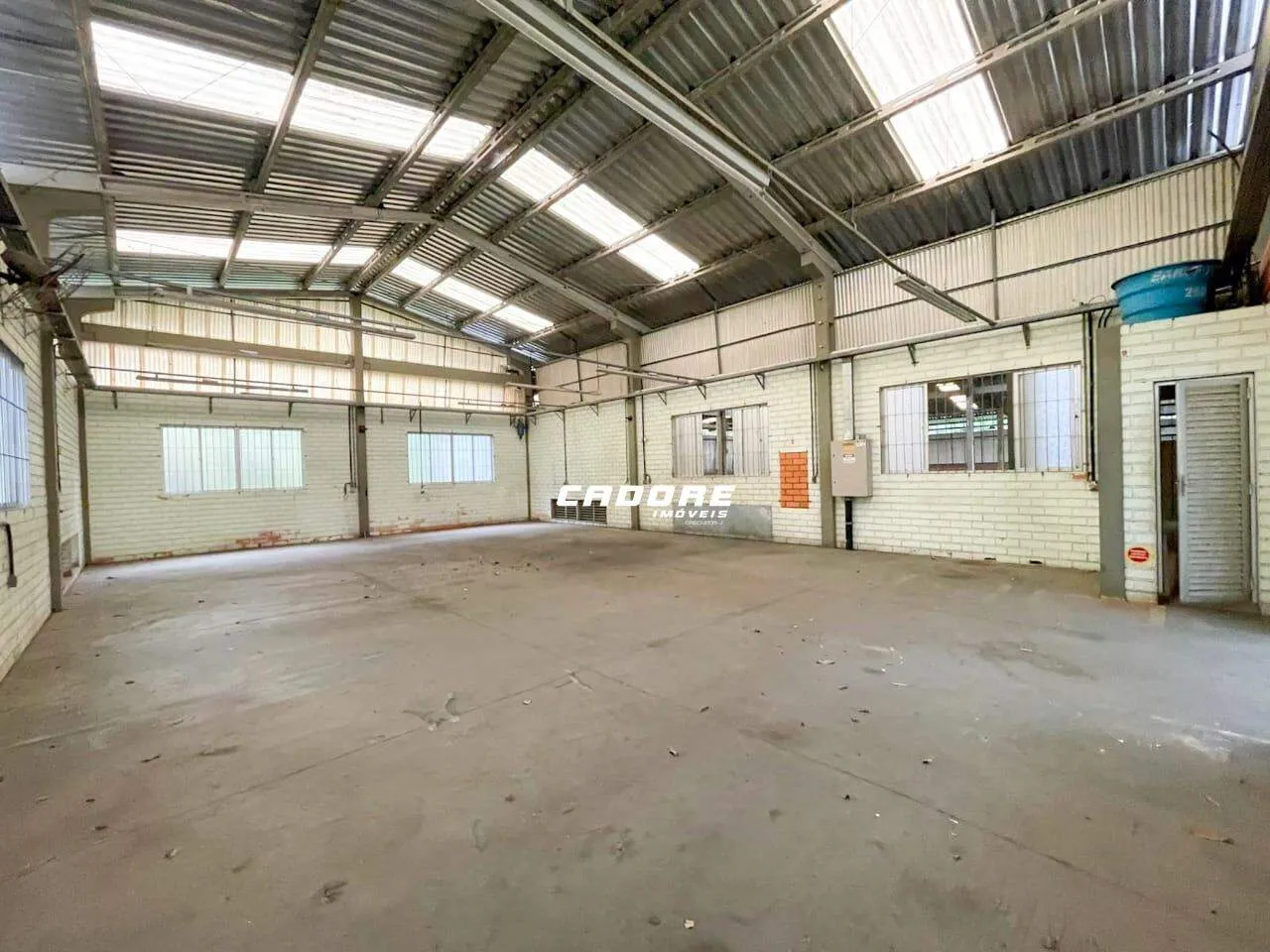 Excelente Galpão para locação no bairro Salto Weissbach I Cadore Imoveis — foto 3