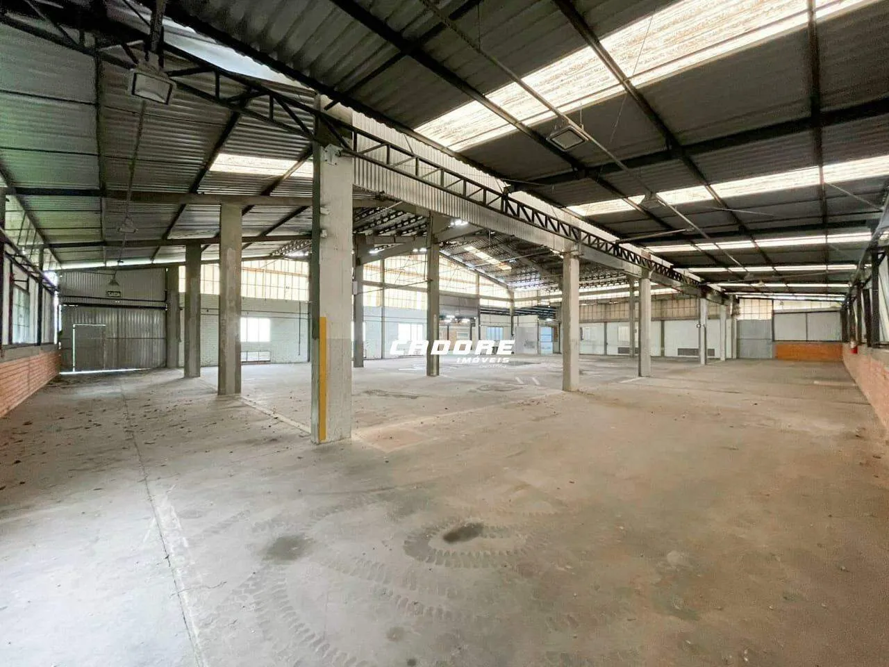 Excelente Galpão para locação no bairro Salto Weissbach I Cadore Imoveis — foto 6