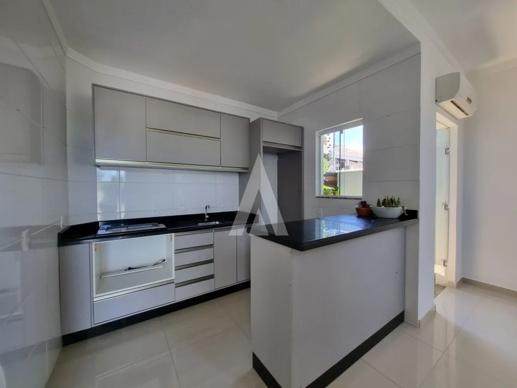 Sobrado Geminado com 1 suíte(s) mais 1 quarto(s) à venda no bairro Floresta em Joinville, por R$ 550.000,00 . — foto 6