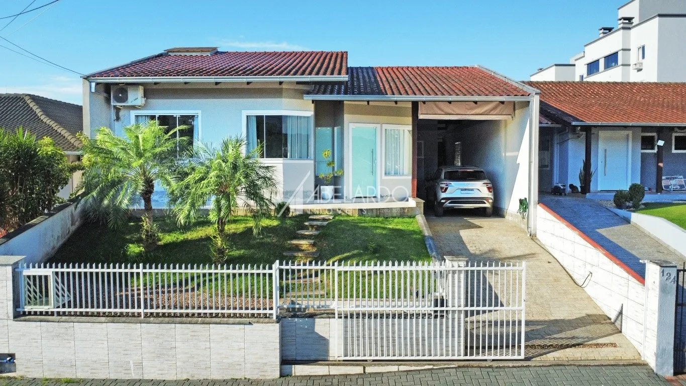 CASA COM 175,44 M CONSTRUÍDOS, 360 M DE TERRENO - NO BAIRRO ÁGUA VERDE — foto 2