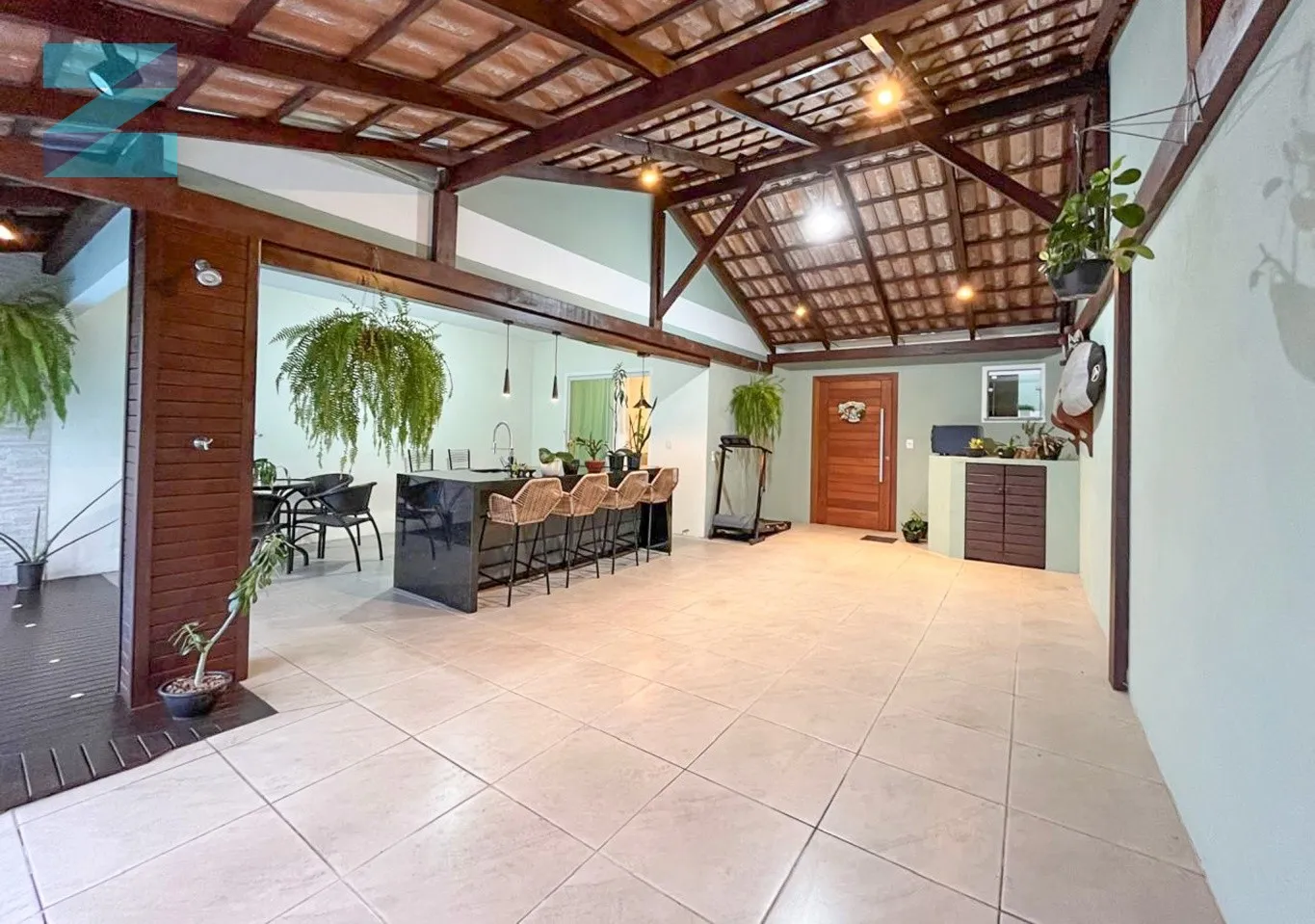 Ampla casa com piscina ! — foto 3