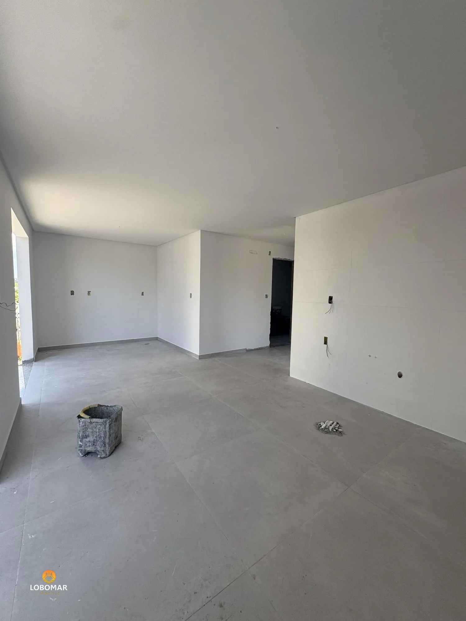 Apto em construção, comm 3 dormitórios, à apenas 350m do mar, no Itacolomi, Baln — foto 5