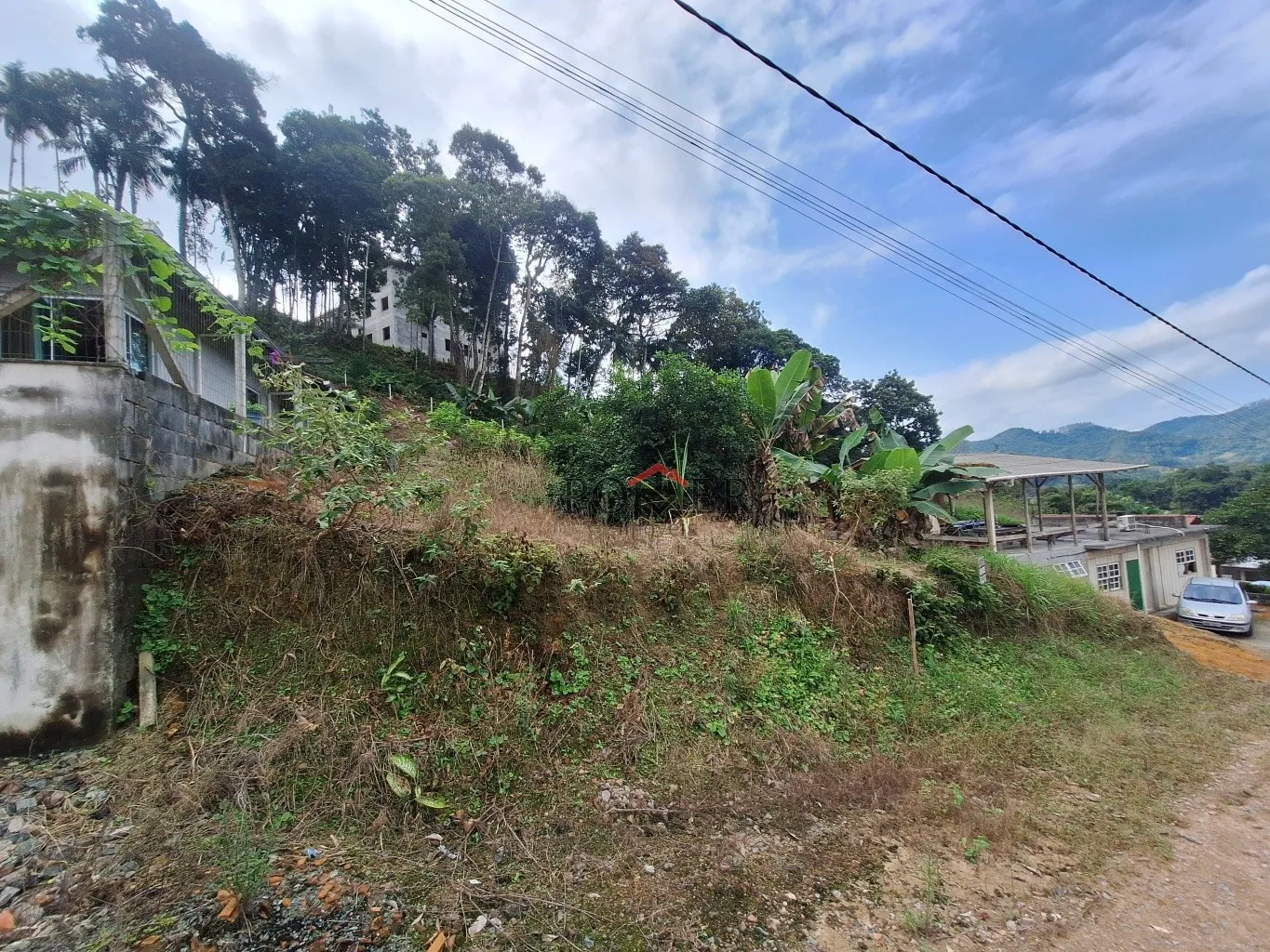 Ótima oportunidade de terreno alto no centro da Cidade de Pomerode, com linda vista da cidade, e 494,50m de área. Fazendo frente em 16,20m. — foto 7