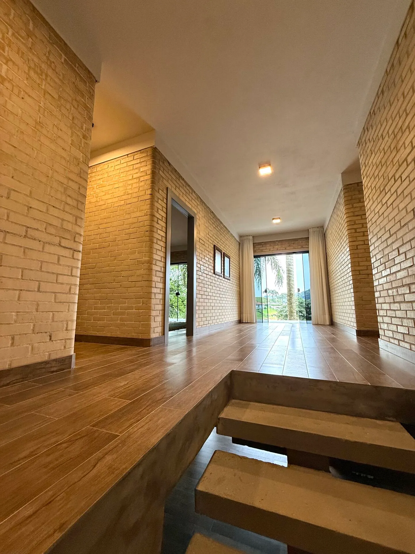 Exclusividade à beira da barragem - Rio dos Cedros — foto 4