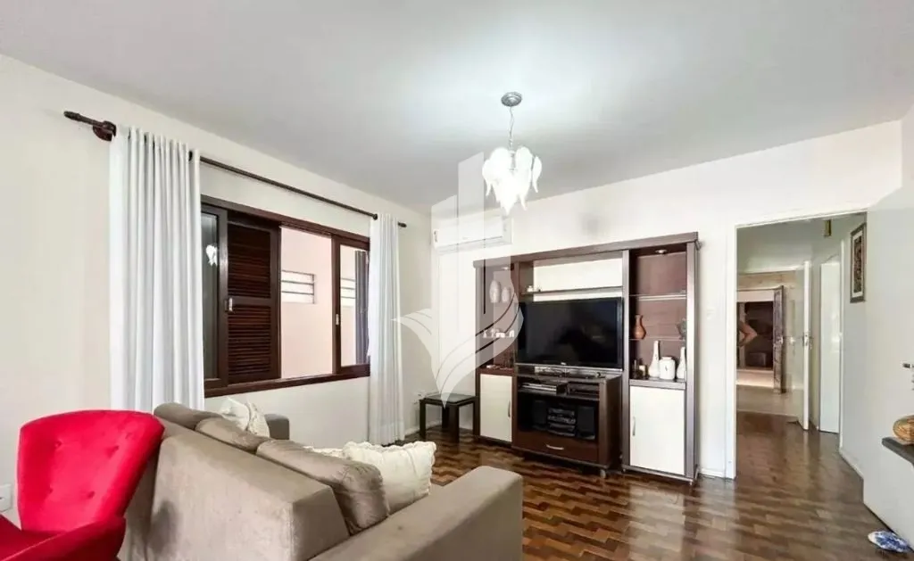 Casa com ótima localização no bairro Garcia — foto 7