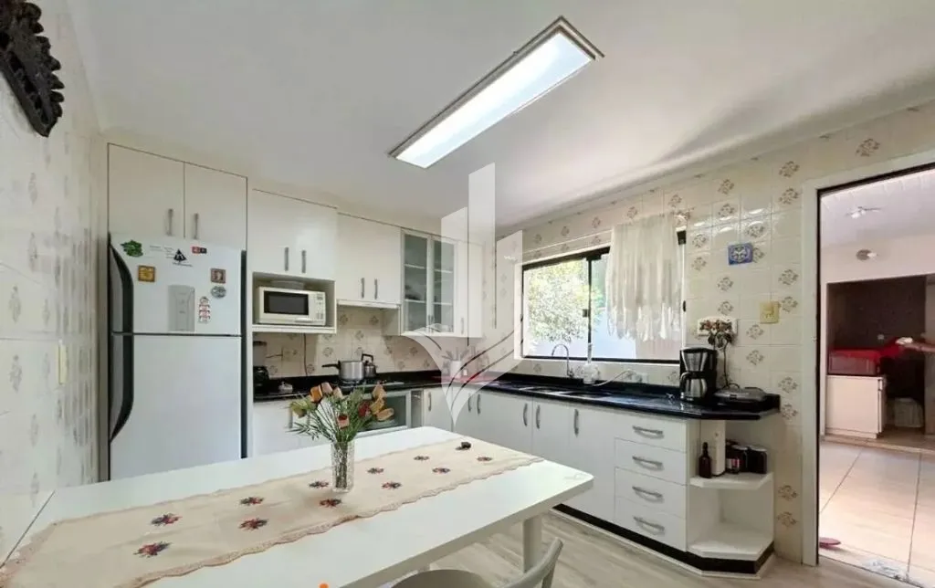 Casa com ótima localização no bairro Garcia — foto 4