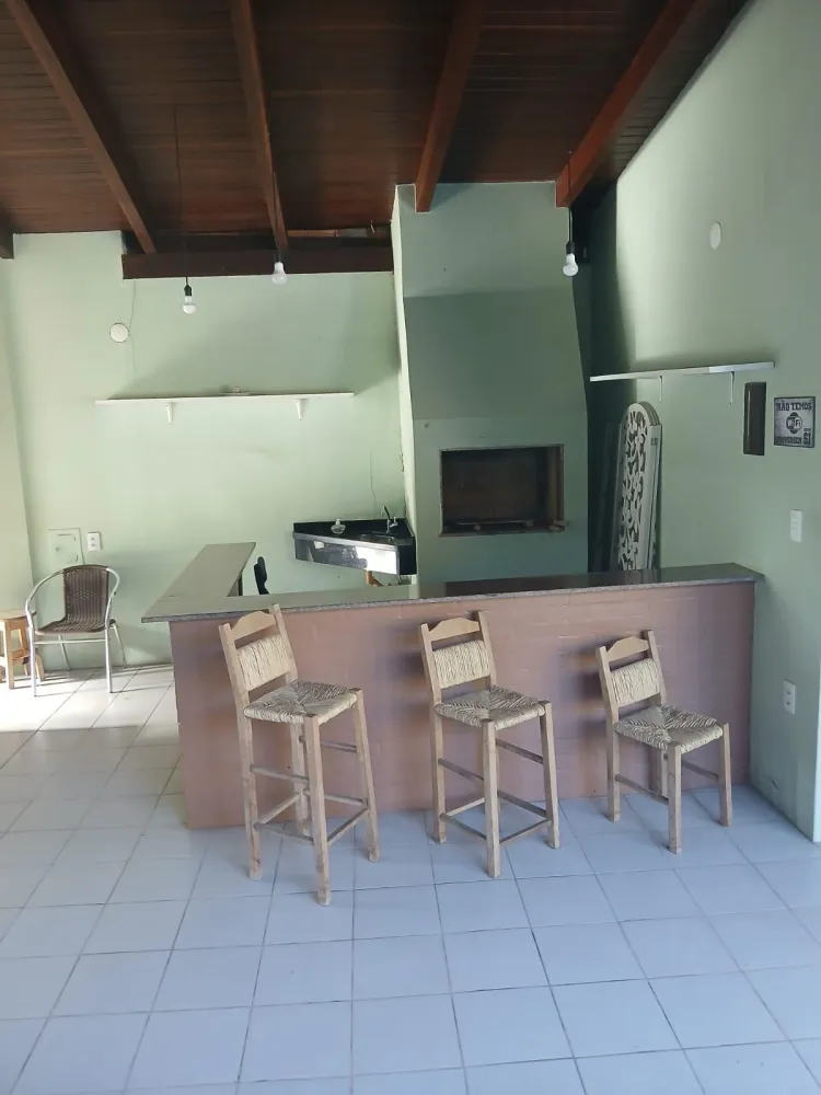Casa com Piscina Semi Mobiliada no Bairro Fortaleza — foto 4