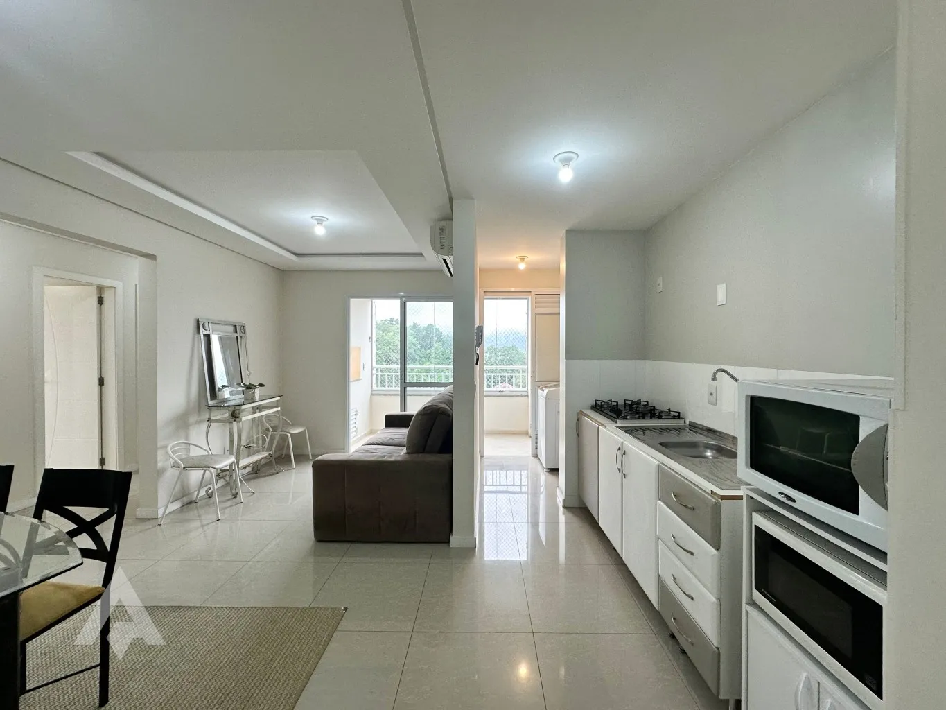 Apartamento mobiliado com 3 dormitórios à venda no Bairro Água Verde! - foto 1