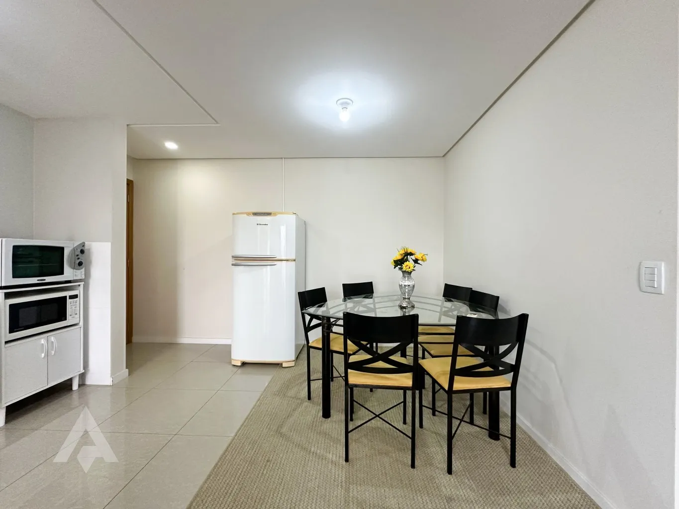 Apartamento mobiliado com 3 dormitórios à venda no Bairro Água Verde! — foto 5