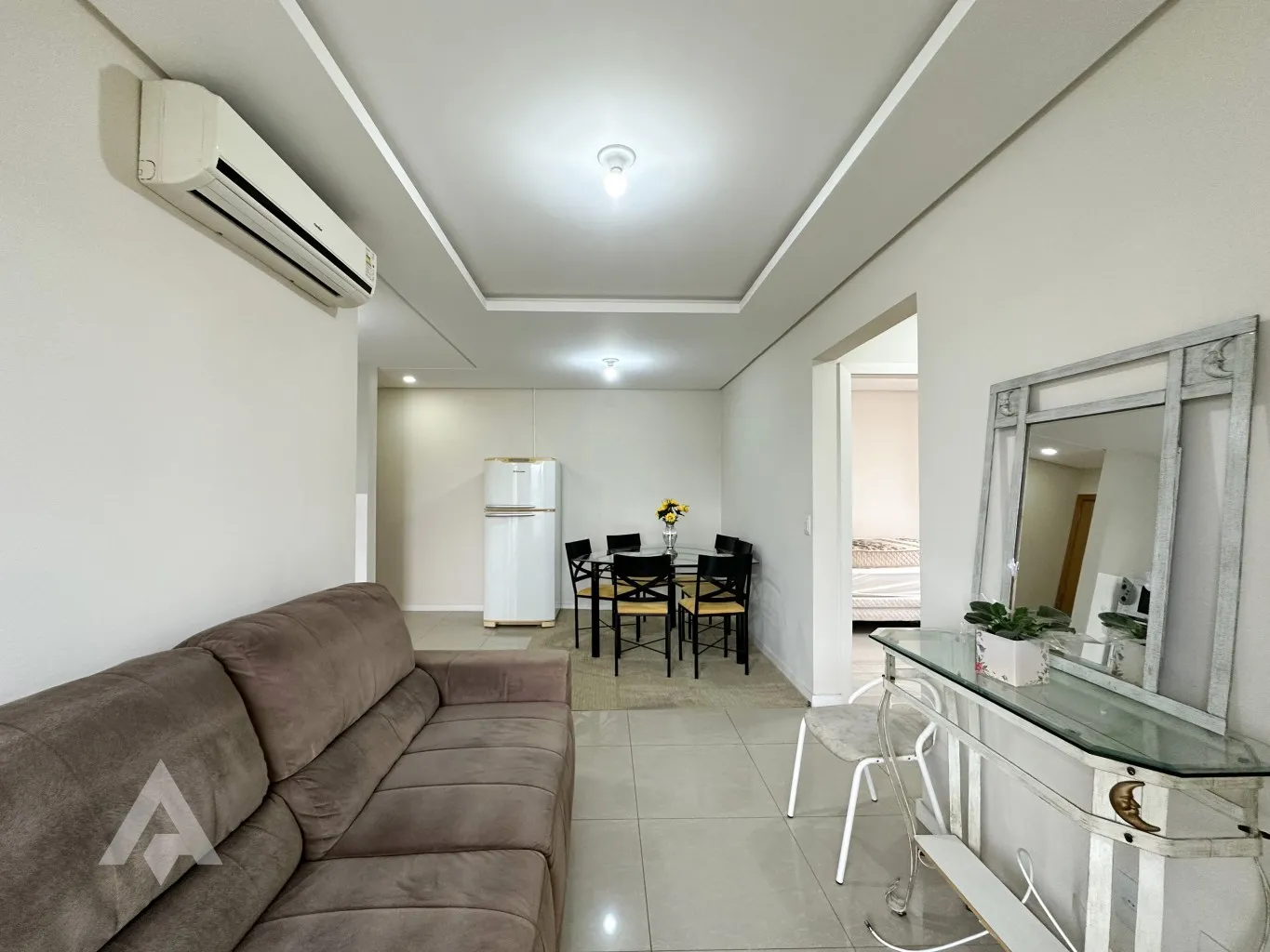 Apartamento mobiliado com 3 dormitórios à venda no Bairro Água Verde! — foto 6