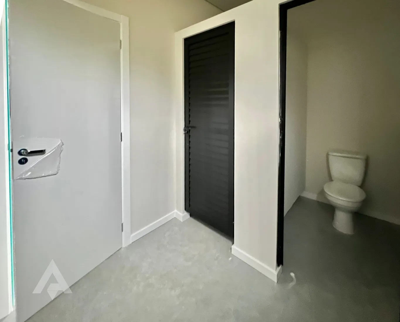 Sala Comercial de 300m para locação por R$ 6.950,00 - Bairro Do Salto - Blumenau- SC — foto 6