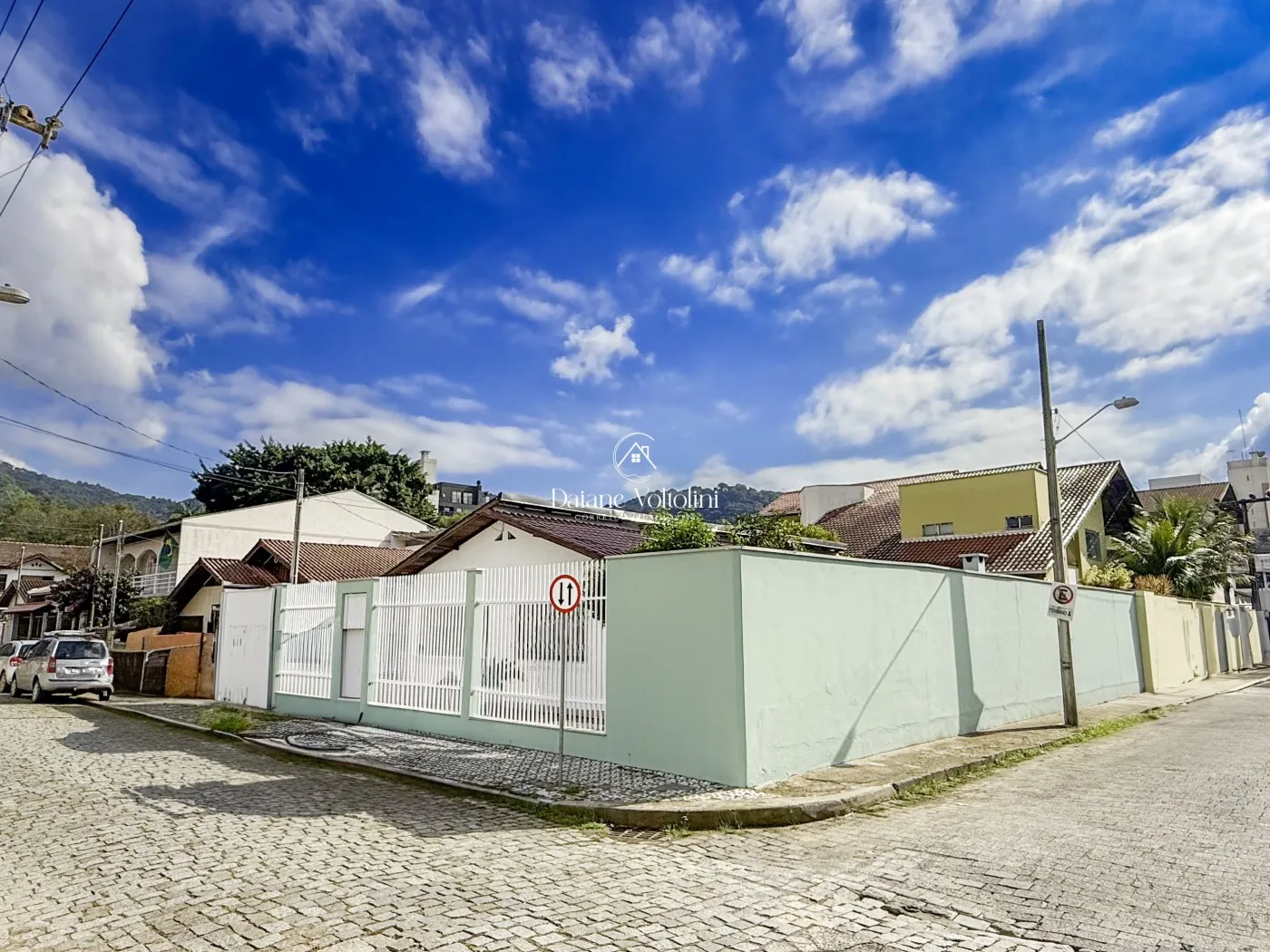 Casa para Venda em Blumenau, Garcia, 3 dormitórios, 1 suíte, 3 banheiros, 2 vagas — foto 2