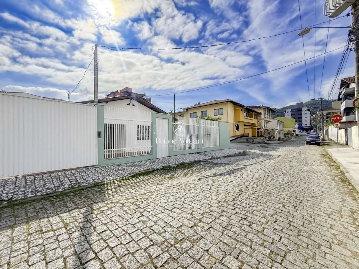 Casa para Venda em Blumenau, Garcia, 3 dormitórios, 1 suíte, 3 banheiros, 2 vagas — foto 4