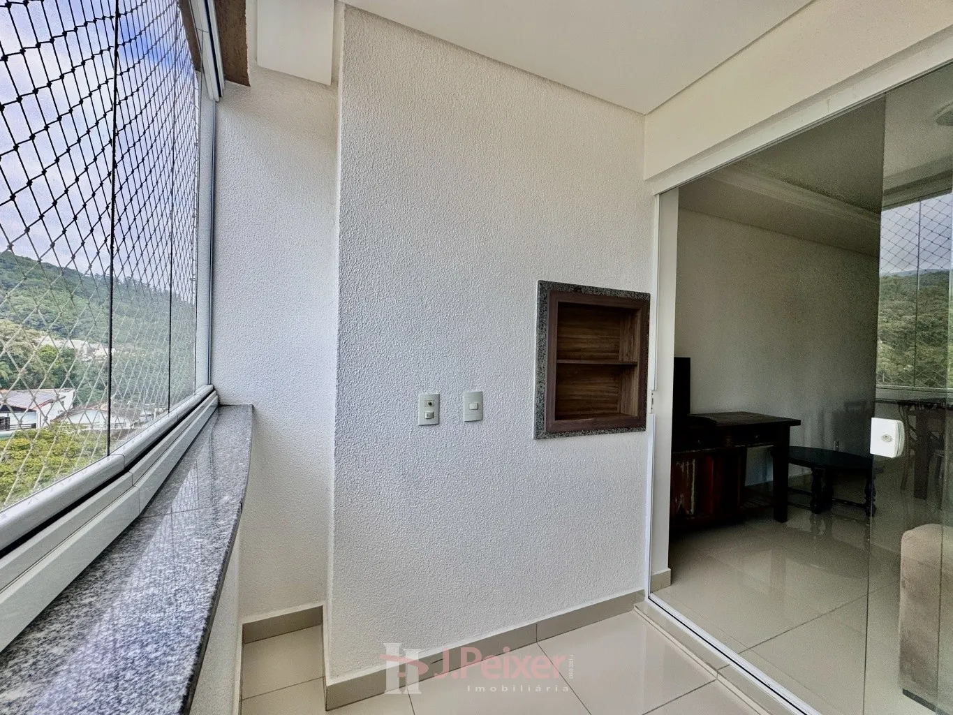 Apartamento com 2 quartos, sendo 1 suíte, 72,92m area privativa, totalmente mobiliado com eletrodomésticos, transversal, Rua General Osório, Bairro da Velha, Blumenau-SC — foto 4