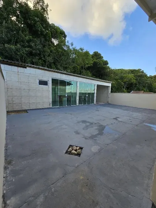 CASA SEMI MOBILIADA EM ARMAÇÃO — foto 3