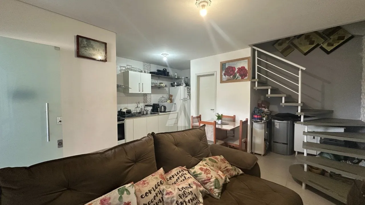 Sobrado Geminado com 2 quarto(s) à venda no bairro Costa E Silva em Joinville, por R$ 470.000.00. — foto 7