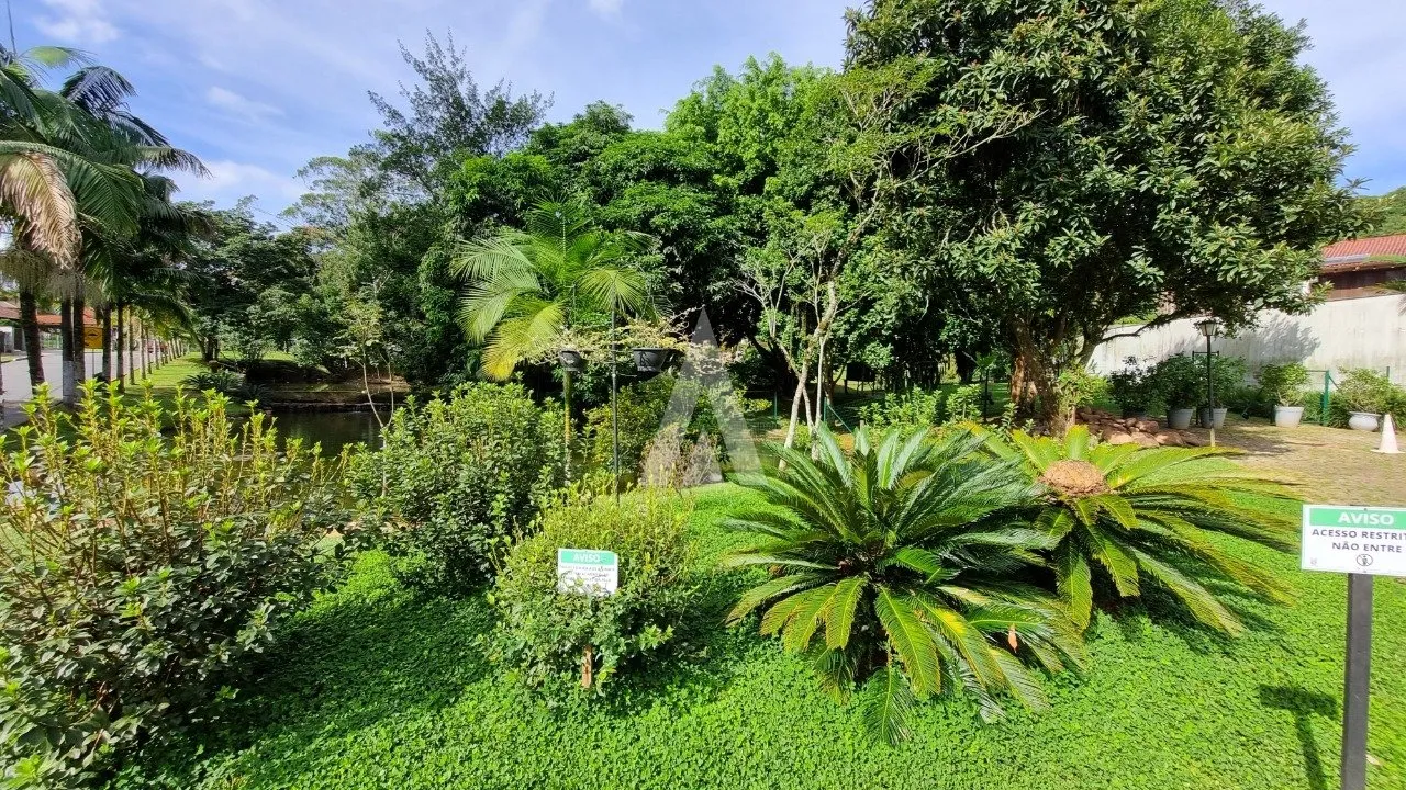 Casa em Condomínio com 1 suíte(s) mais 2 quarto(s) à venda no bairro SAGUACU em JOINVILLE, de R$ 1.500.000,00 por R$ 1.380.000,00 — foto 2