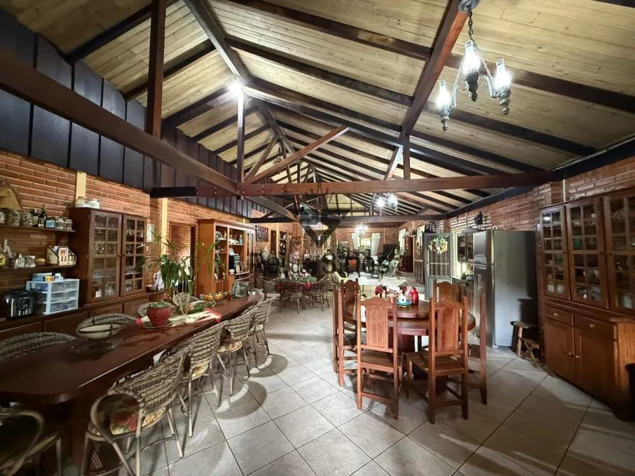 Imóvel Rural à venda com 6 quartos e 6 suítes, 2 vagas, 240000m² na região do bairro Progresso, próximo à Rua Júlio Heiden, Blumenau — foto 6