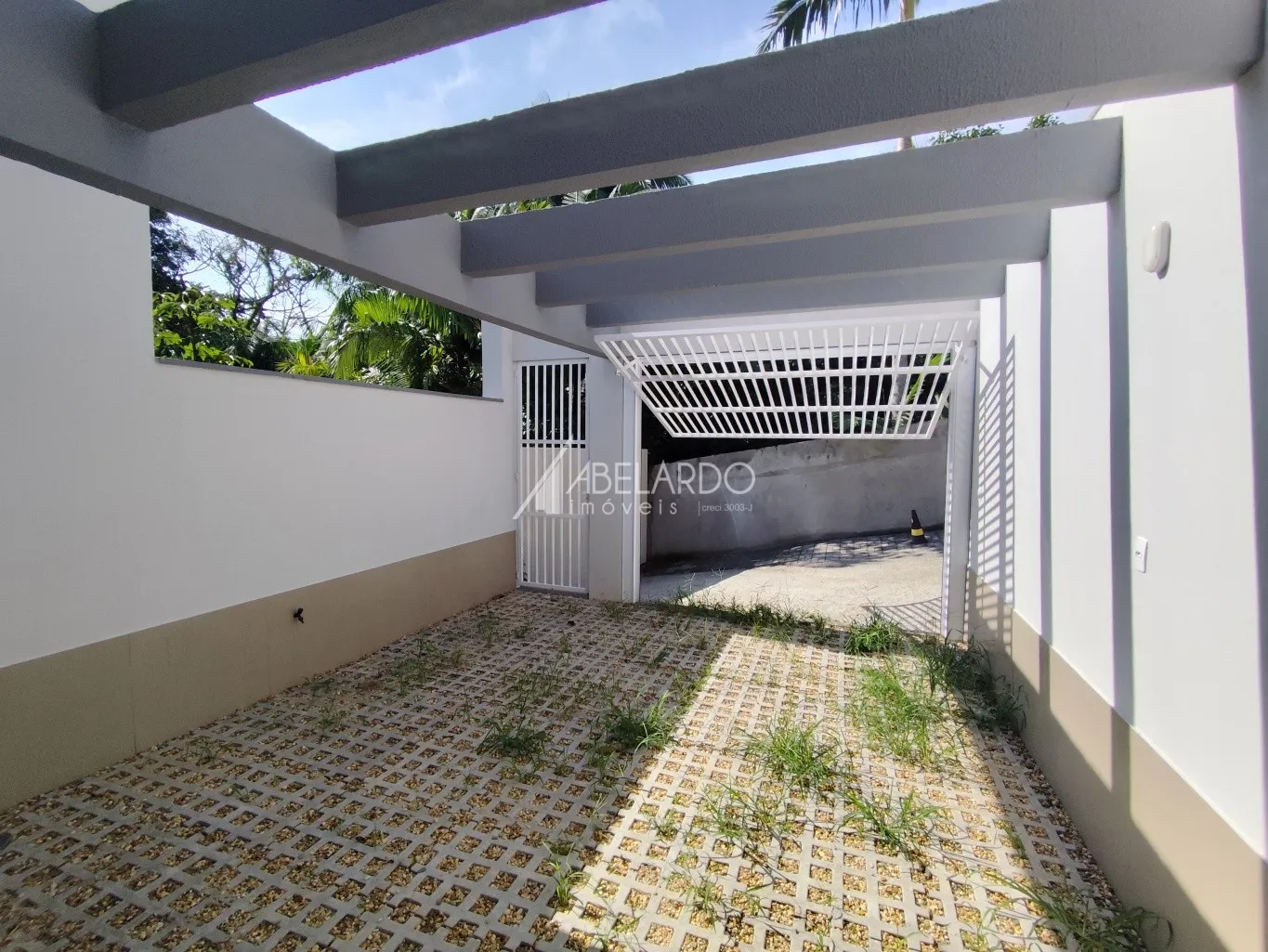SOBRADO NOVO PRONTO PARA MORAR - BAIRRO ESCOLA AGRÍCOLA. — foto 2