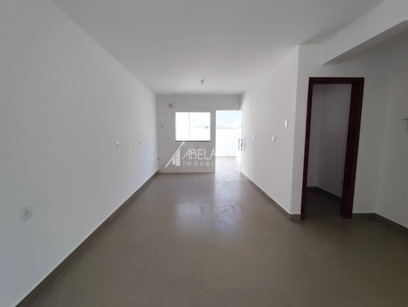SOBRADO NOVO PRONTO PARA MORAR - BAIRRO ESCOLA AGRÍCOLA. — foto 3