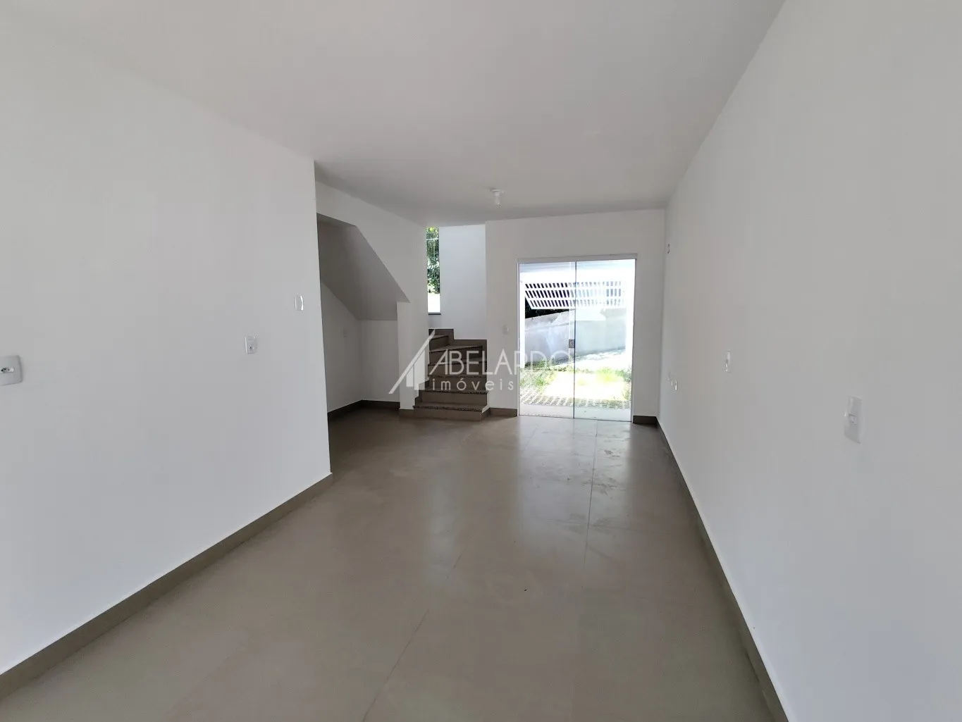 SOBRADO NOVO PRONTO PARA MORAR - BAIRRO ESCOLA AGRÍCOLA. — foto 4