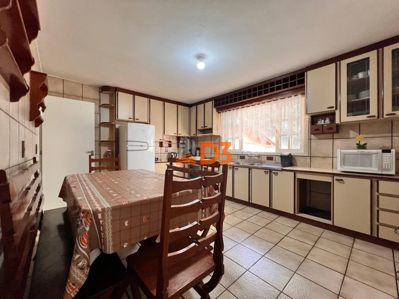 Casa Residencial ou Comercial em localização privilegiada no início do bairro Garcia — foto 2
