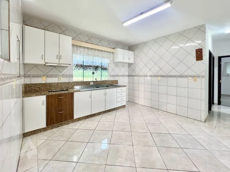 Casa à venda com amplo terreno e excelente localização no bairro Escola Agrícola! — foto 7
