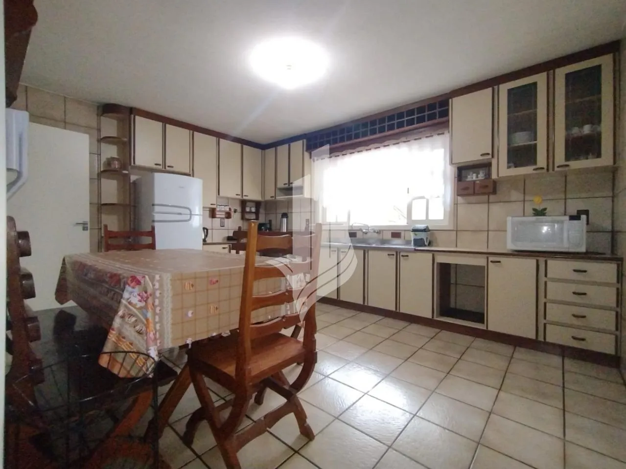 Casa no bairro Garcia, com amplo terreno — foto 4