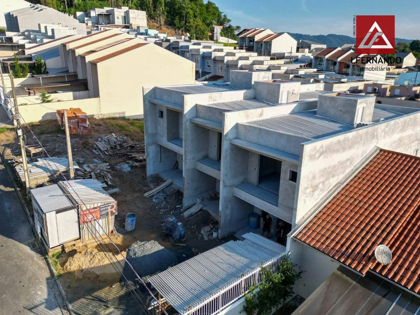 Sobrado com 2 suítes à venda, 104 m por R$ 480.000 - Água Verde - Blumenau/SC - foto 1