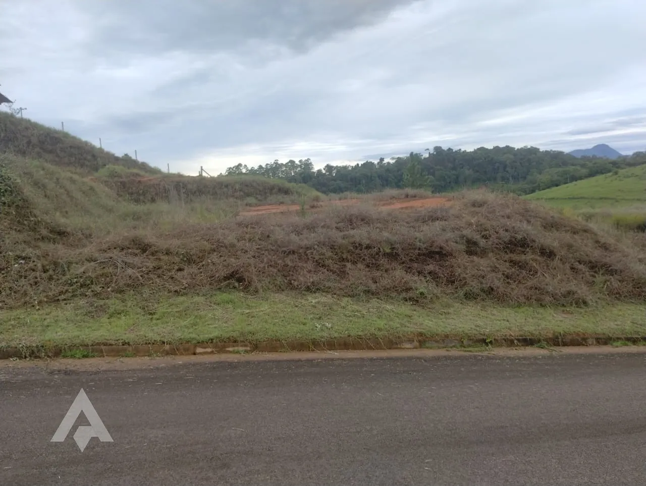 Terreno à Venda com 450m no bairro Divineia - Rio dos Cedros/SC. - foto 1