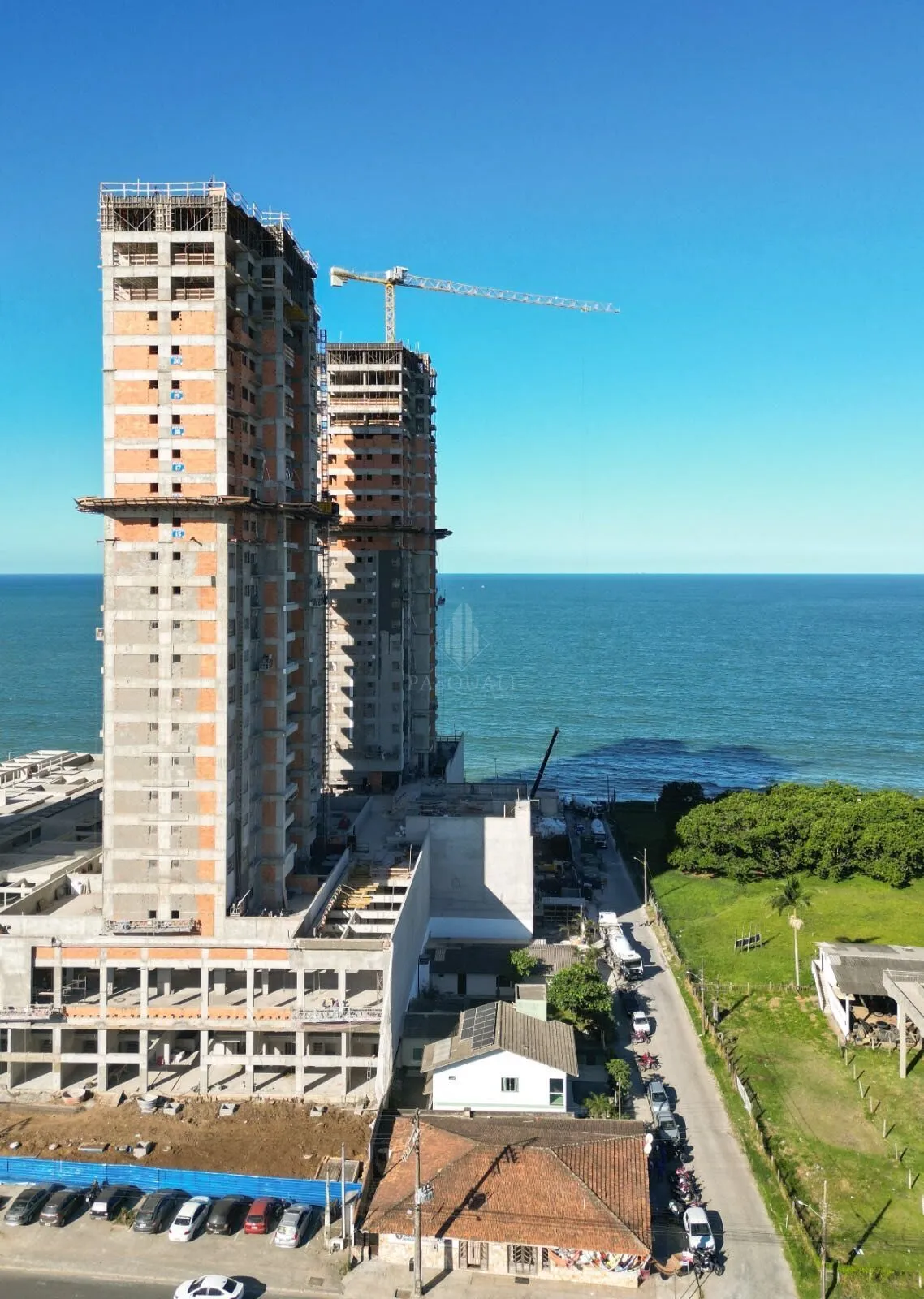 Apartamento Alto Padrão em Centro, Balneário Piçarras/SC - foto 1