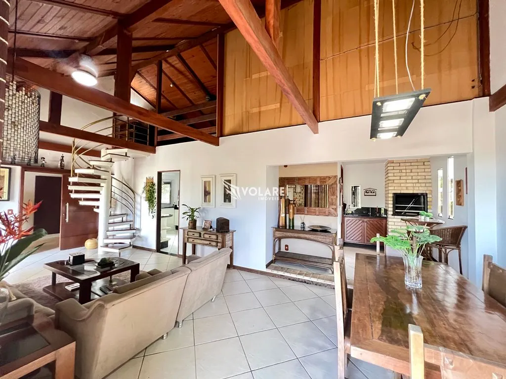 Casa 4 Quartos e 4 banheiros à Venda, próximo centro de Gaspar por R$ 750.000 — foto 2