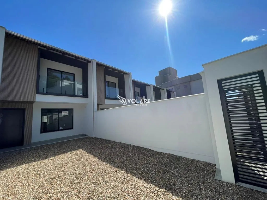 Sobrado Pronto para Morar de Alto Padrão Próximo à Vila Germânica - foto 1