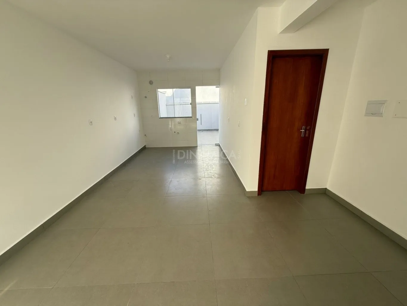 Sobrado no bairro Escola Agrícola em Blumenau, 02 dormitórios pronto para morar — foto 4