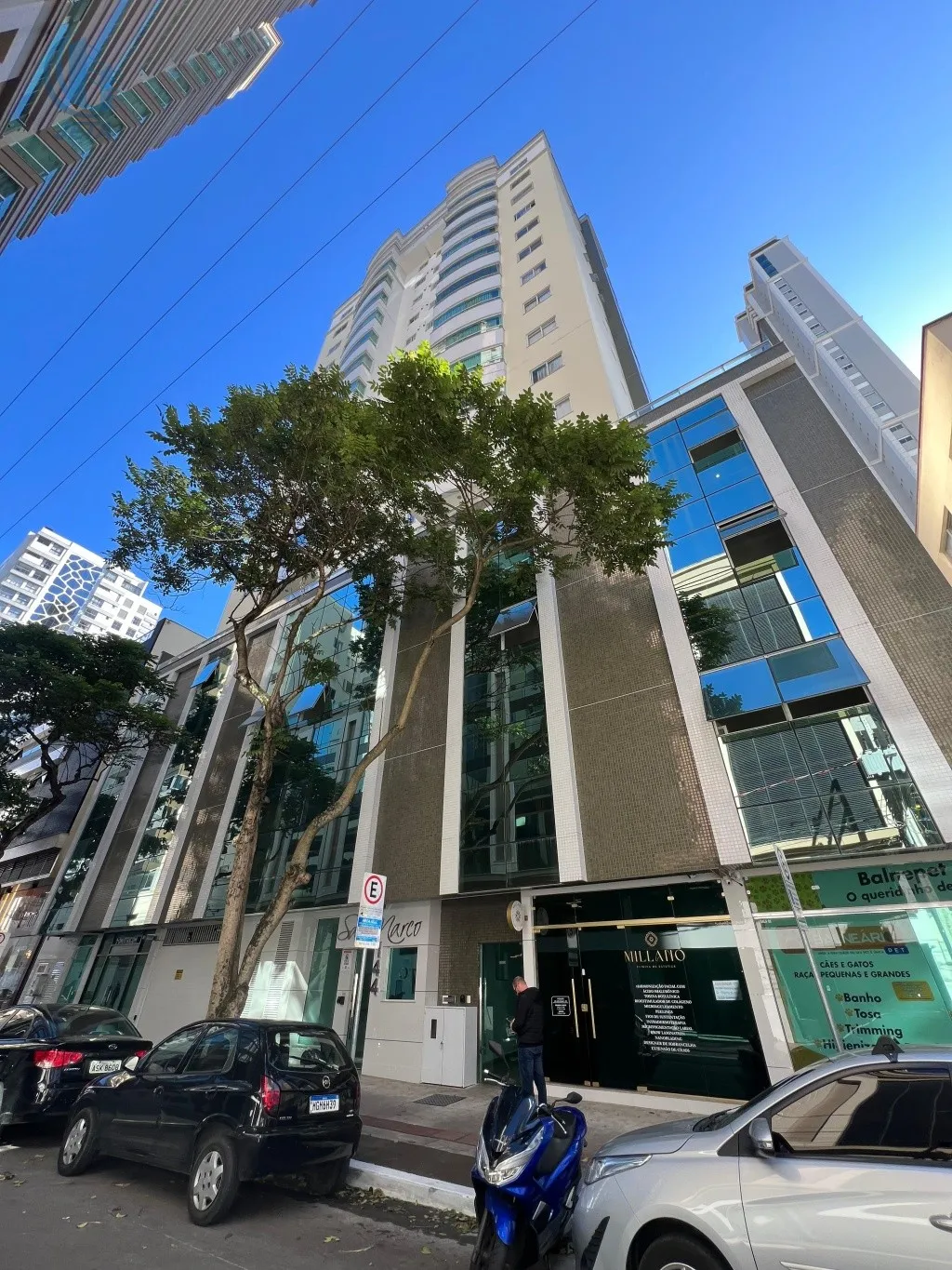 APARTAMENTO TOTALMENTE MOBILIADO EM BALNEÁRIO CAMBORIÚ - foto 1