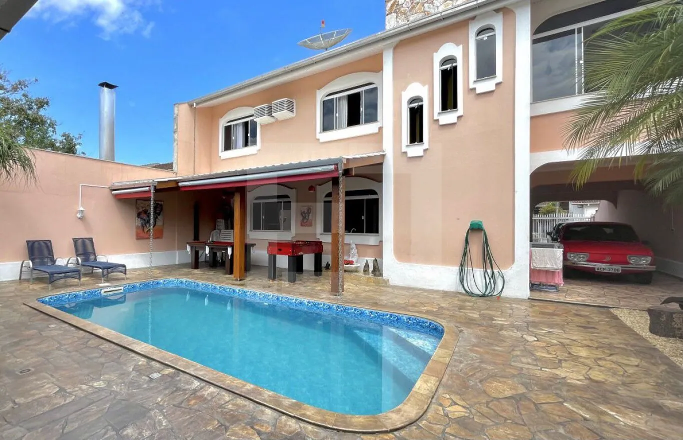 Casa semi mobiliada à venda no bairro Carijós - Indaial/SC — foto 3