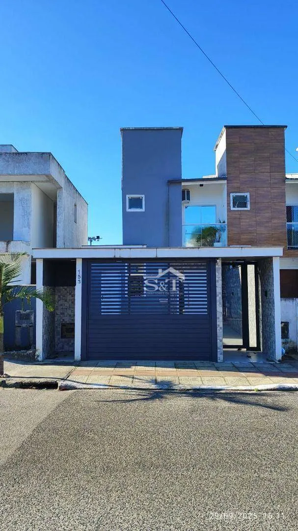 Sobrado com 3 dormitórios, piscina à venda, 134 m por R$ 940.000,00 - São João do Rio Vermelho - Florianópolis/SC — foto 3