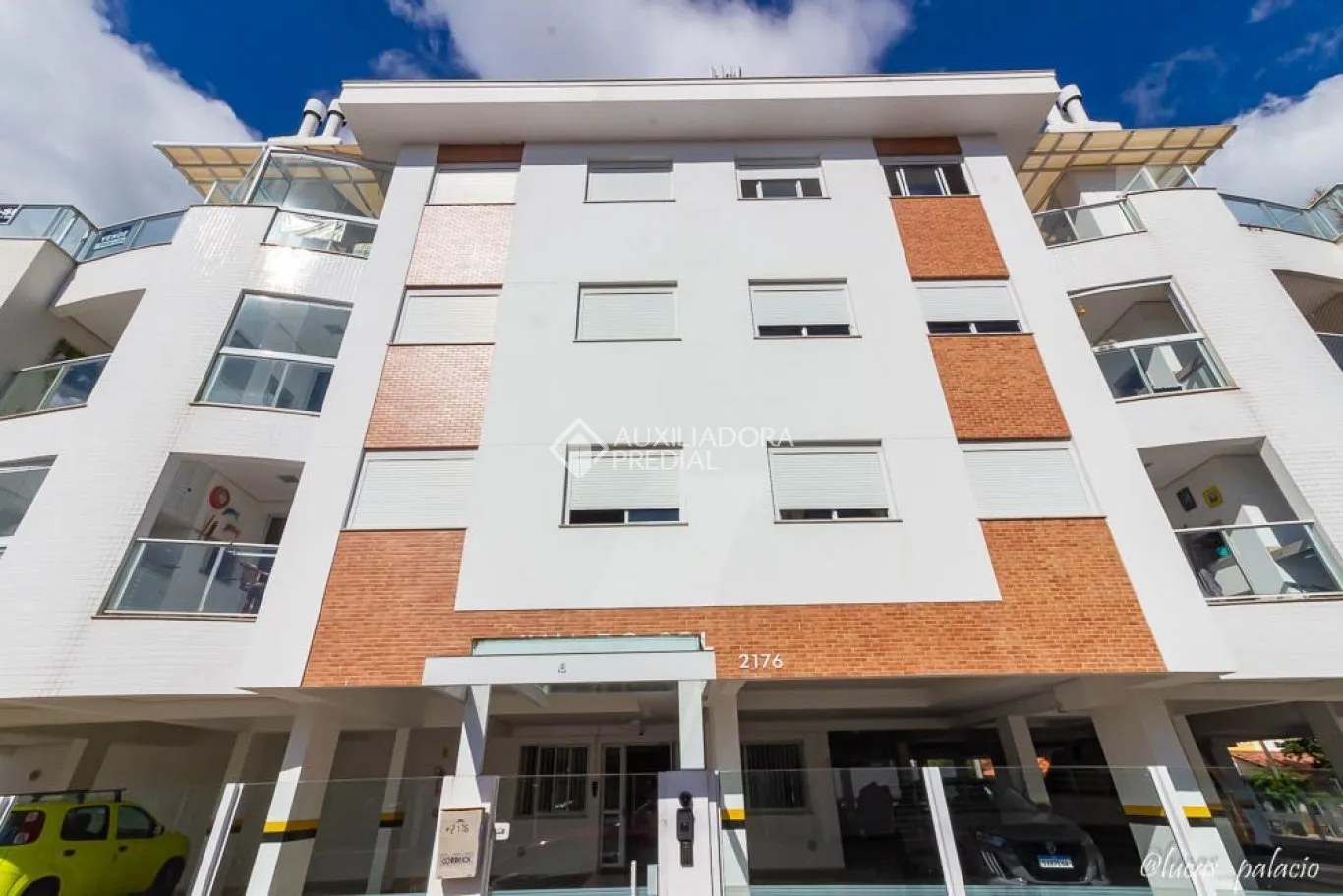 Apartamento à venda com 2 quartos e 1 suíte, 2 vagas, 164m² no Canasvieiras, Florianópolis - foto 1