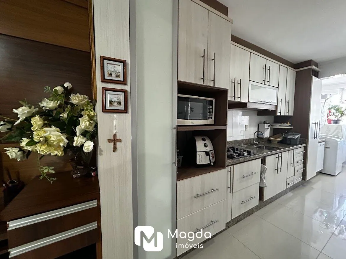 Viva o privilégio de morar à beira-mar, com elegância, conforto e uma vista simplesmente deslumbrante — foto 6