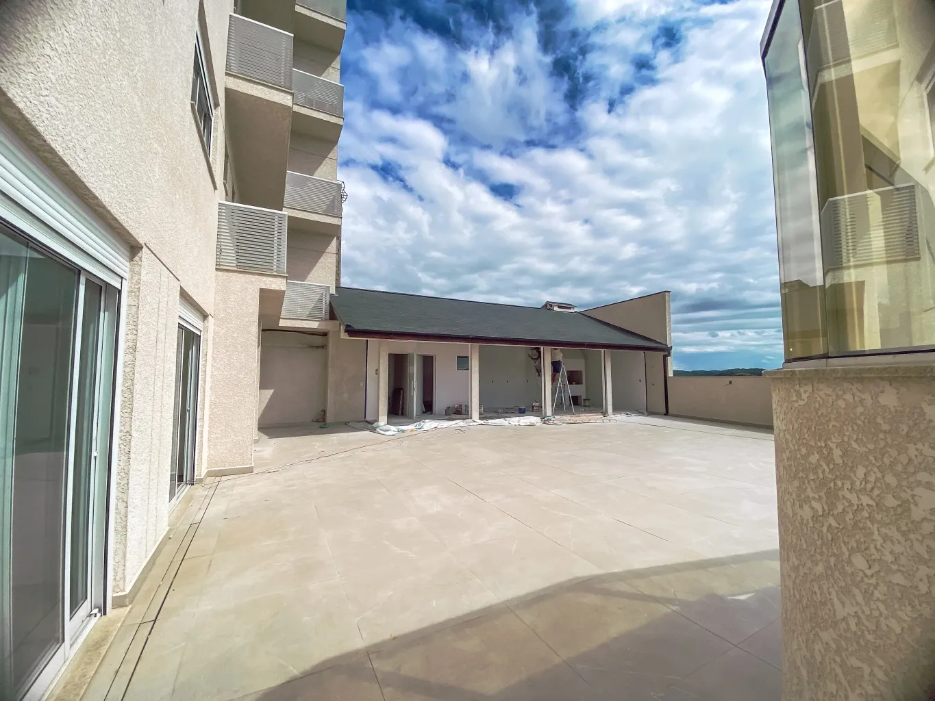 Palazzo Del Mare - Terraço com 661m, contendo 5 suítes no centro de Balneário Piçarras/SC (Cód. 21515) — foto 5