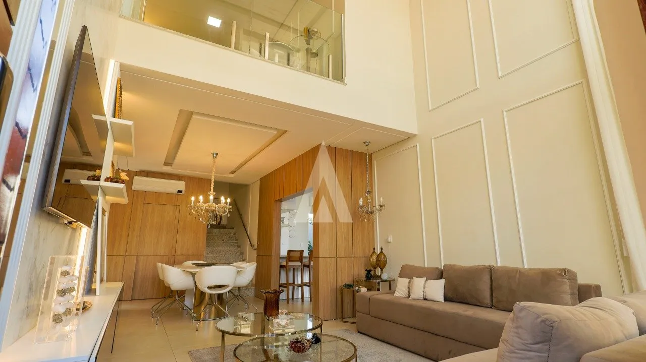 Sobrado Geminado com 3 suíte(s) à venda no bairro América em Joinville, por R$ 1.950.000.00. - foto 1