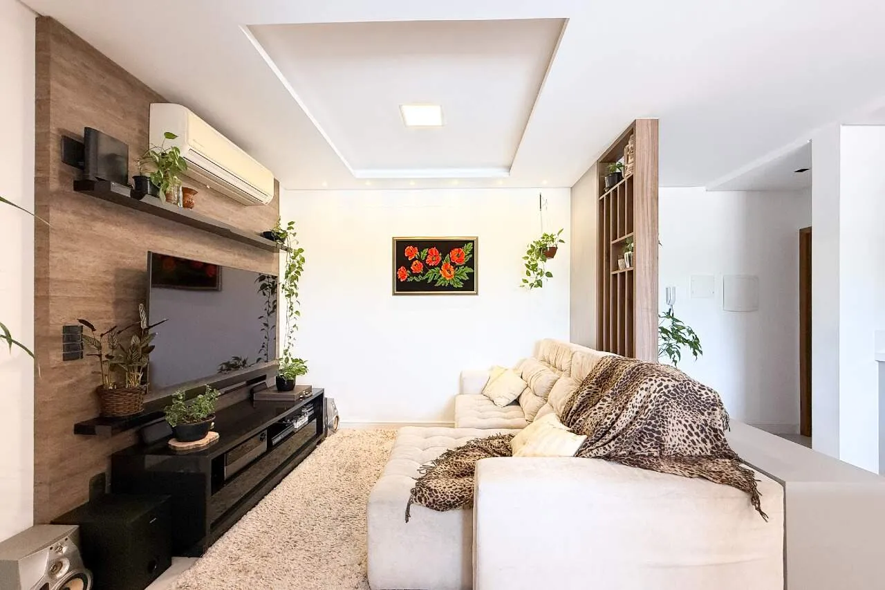 Apartamento na Água Verde com 2 quartos, e 70m de área privativa - foto 1